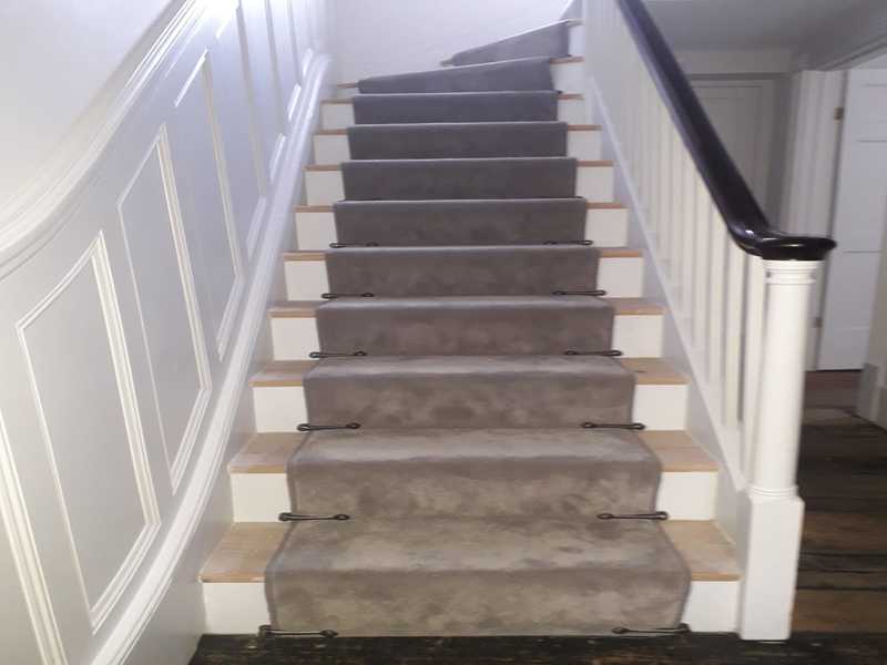 luxury carpet to stairs