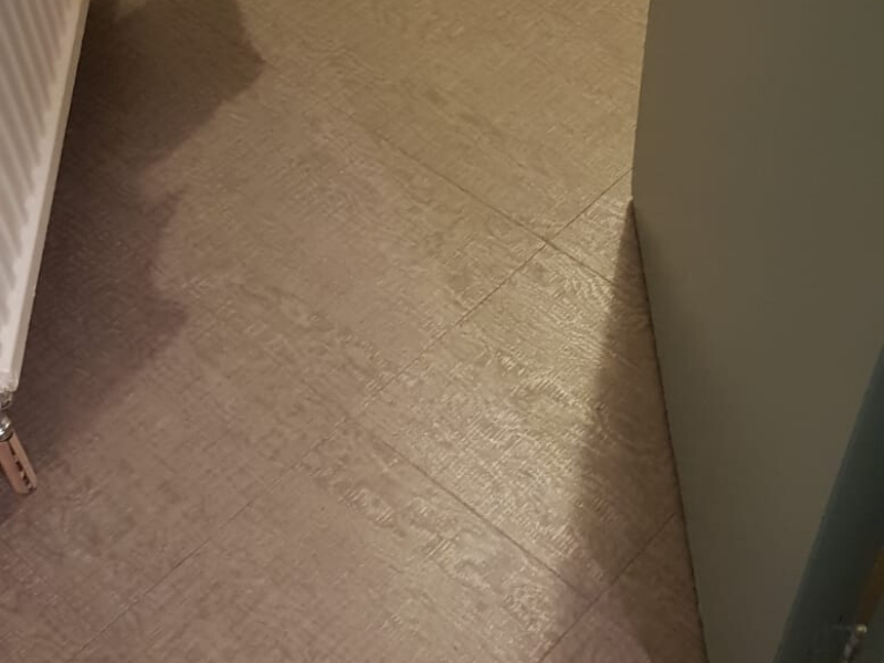 Amtico Signature Luxury Vinyl Tile In Chelsea 1