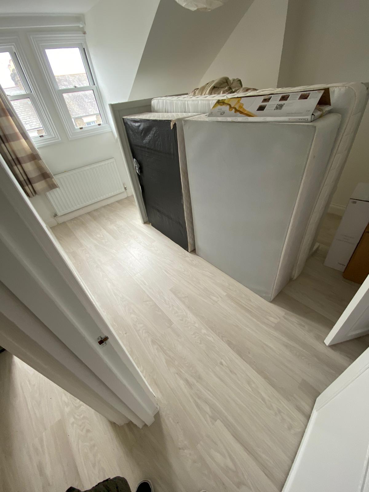 Amtico Spacia White Oak Luxury Vinyl Tile In Knightsbridge 2