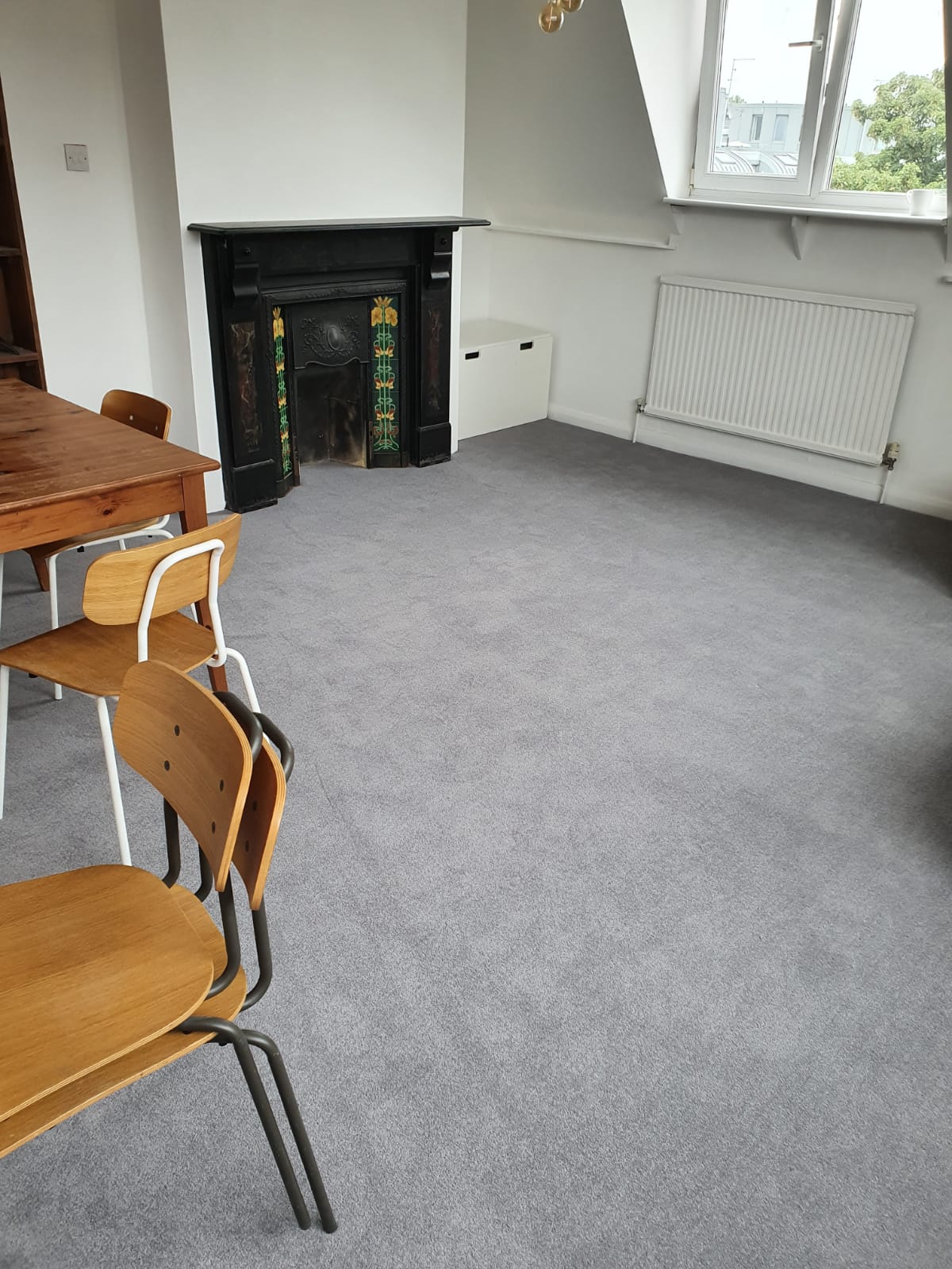 Grey Carpet to Premises in Wimbledon 3