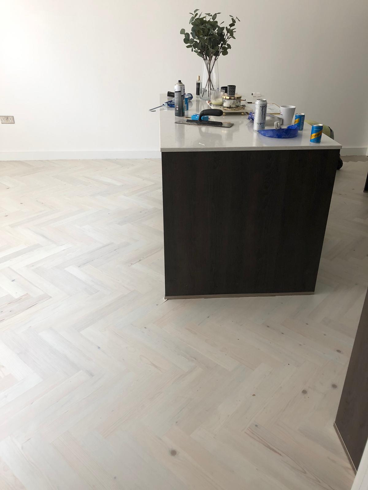 Karndean Knight Tile Washed Scand Prime Herringbone in Chelsea 4