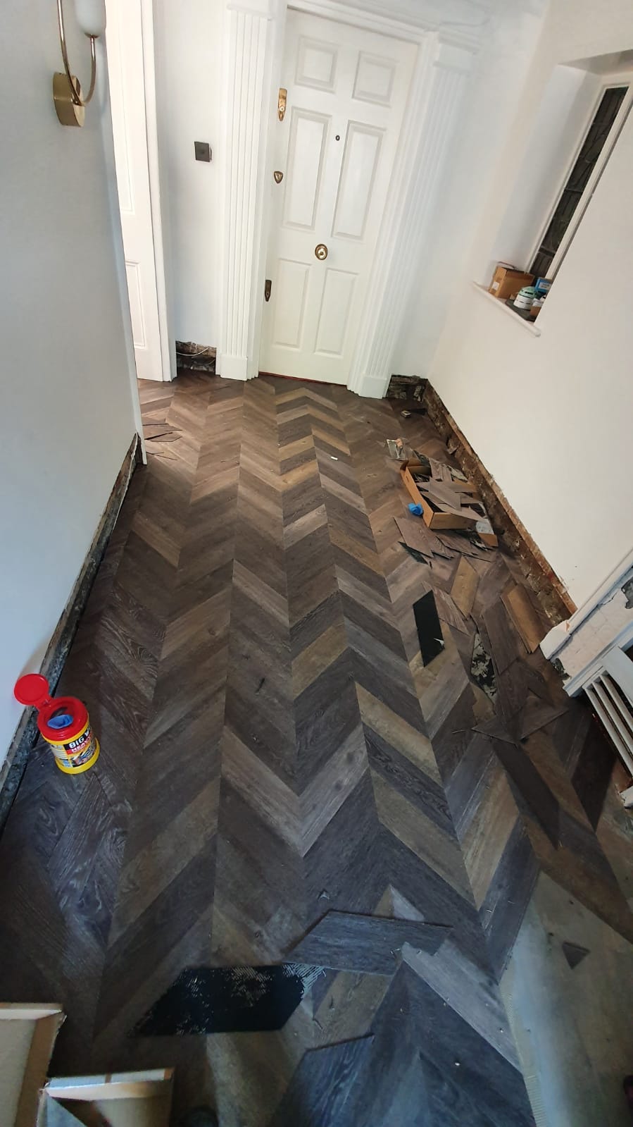 Amtico The Miller DC433 Luxury Vinyl Tile in Westminster 4