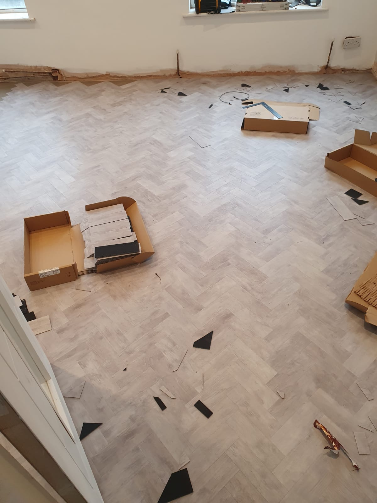 Amtico Signature Trace Kaolin in Mayfair 2