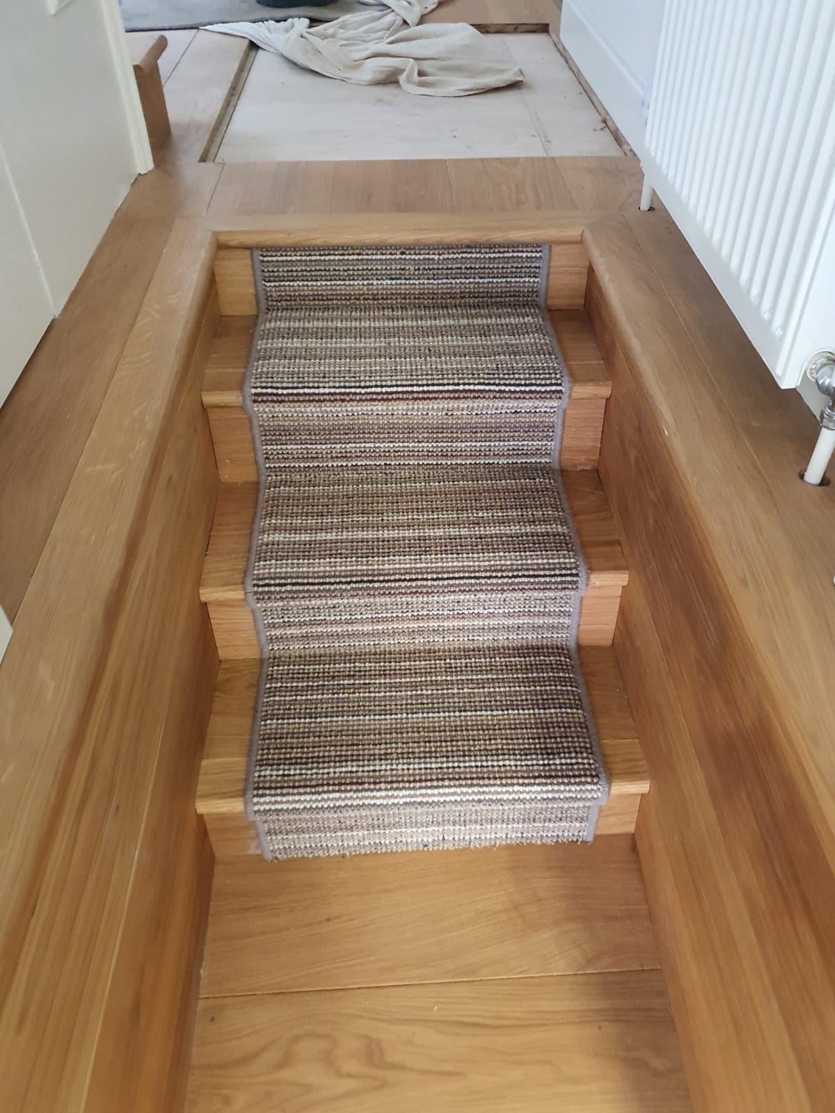 Lewis Abbott Designer Collection Light Bronze Carpet 2