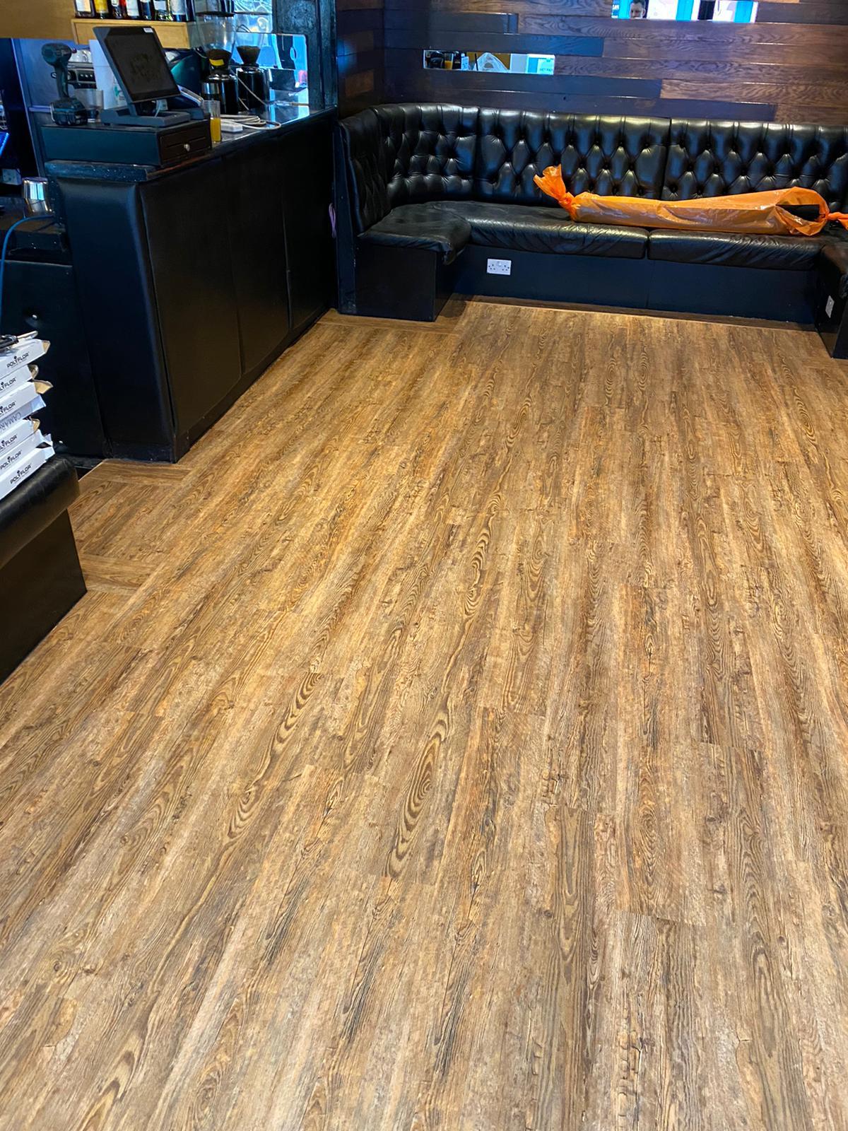 Polyflor Camaro Wild Amber Oak Luxury Vinyl Tile 2