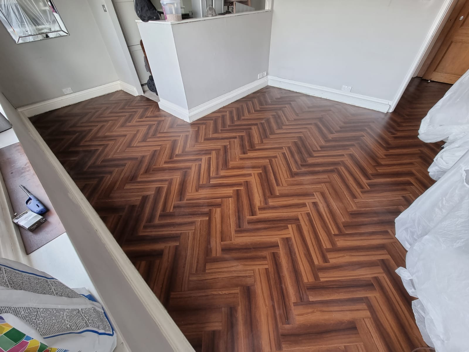 Amtico Signature Rosewood Tick Finnish in Herringbone Installation 2