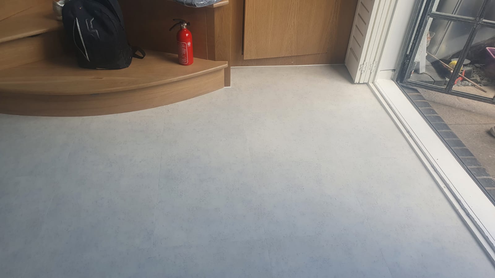 Amtico Spacia Ceramic Frost In Paddington 1