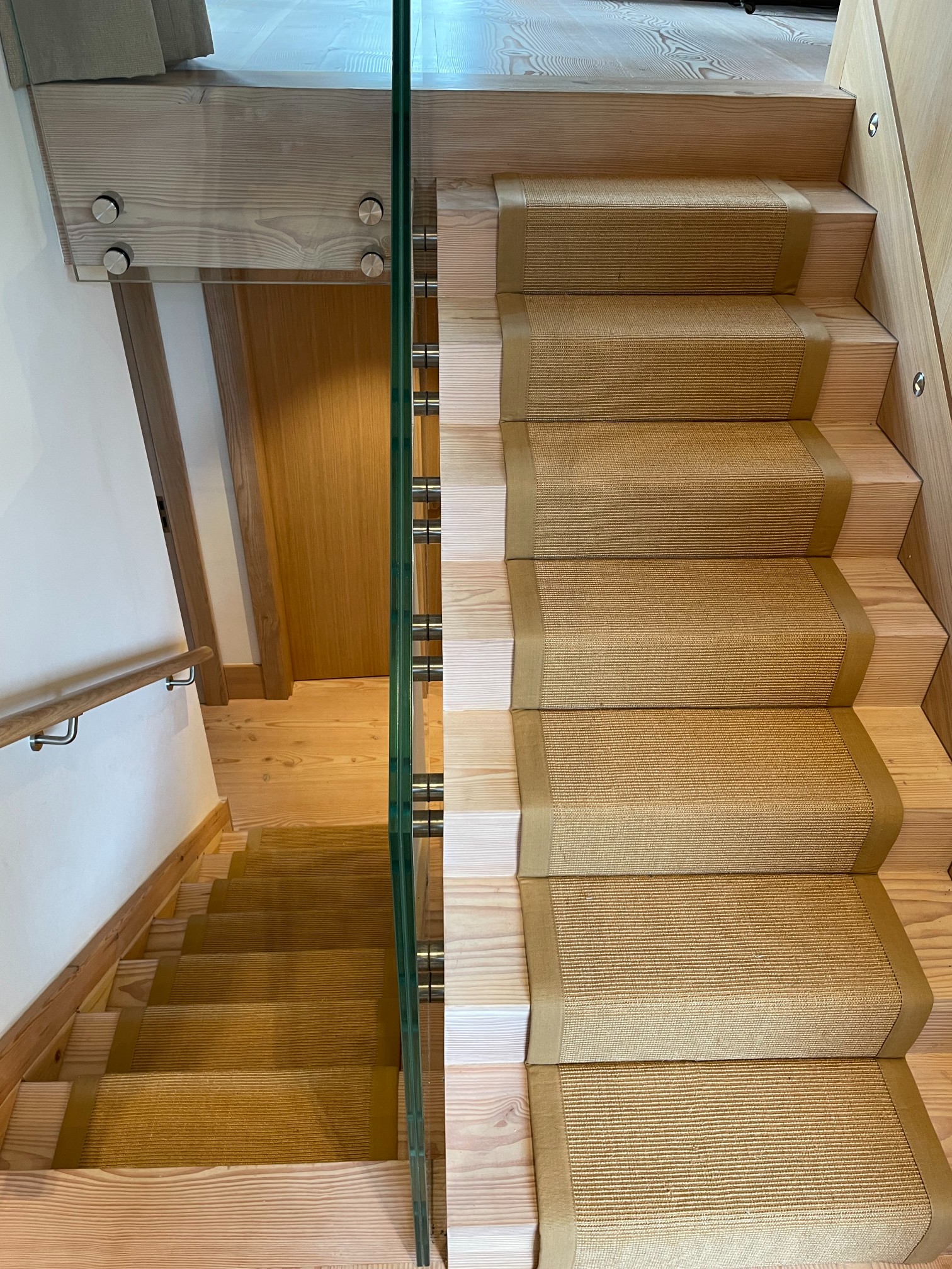 20210910_100232170_iOS (1)