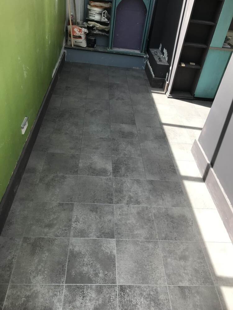Amtico Signature Kura Caraway Installation In Southwark-1