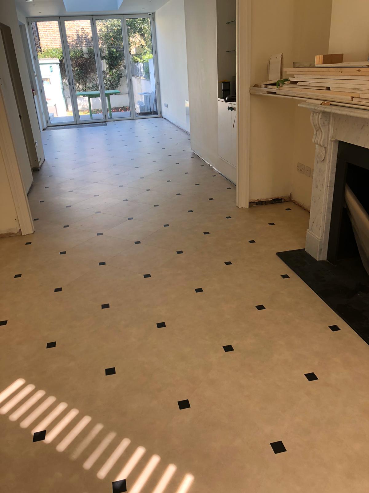 Amtico Signature Limestone Calico With Amtico Graphite Slate Key Squares Installation In Pimlico-1