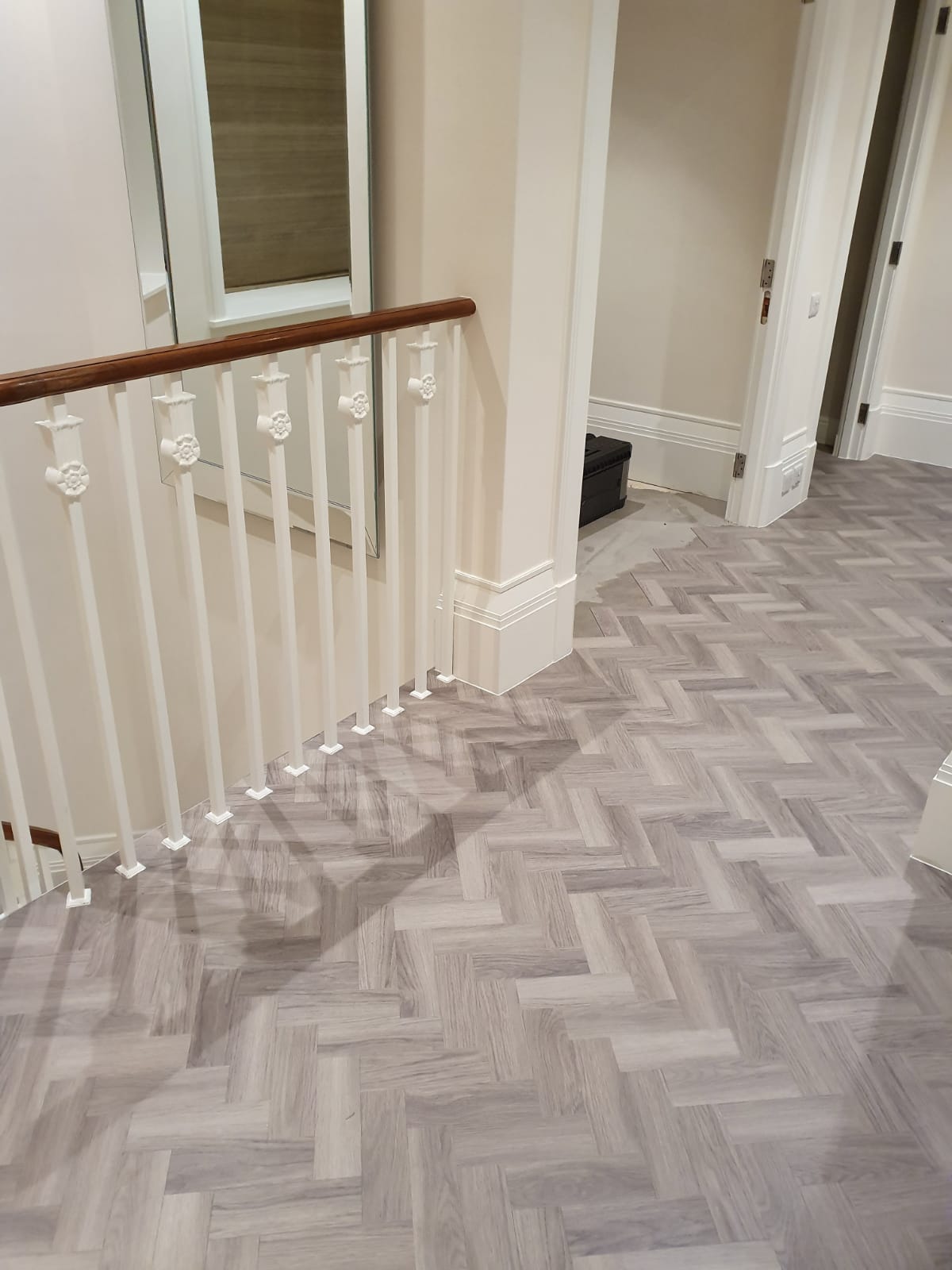 Amtico Spacia Nordic Oak Installation In Earls Court-0