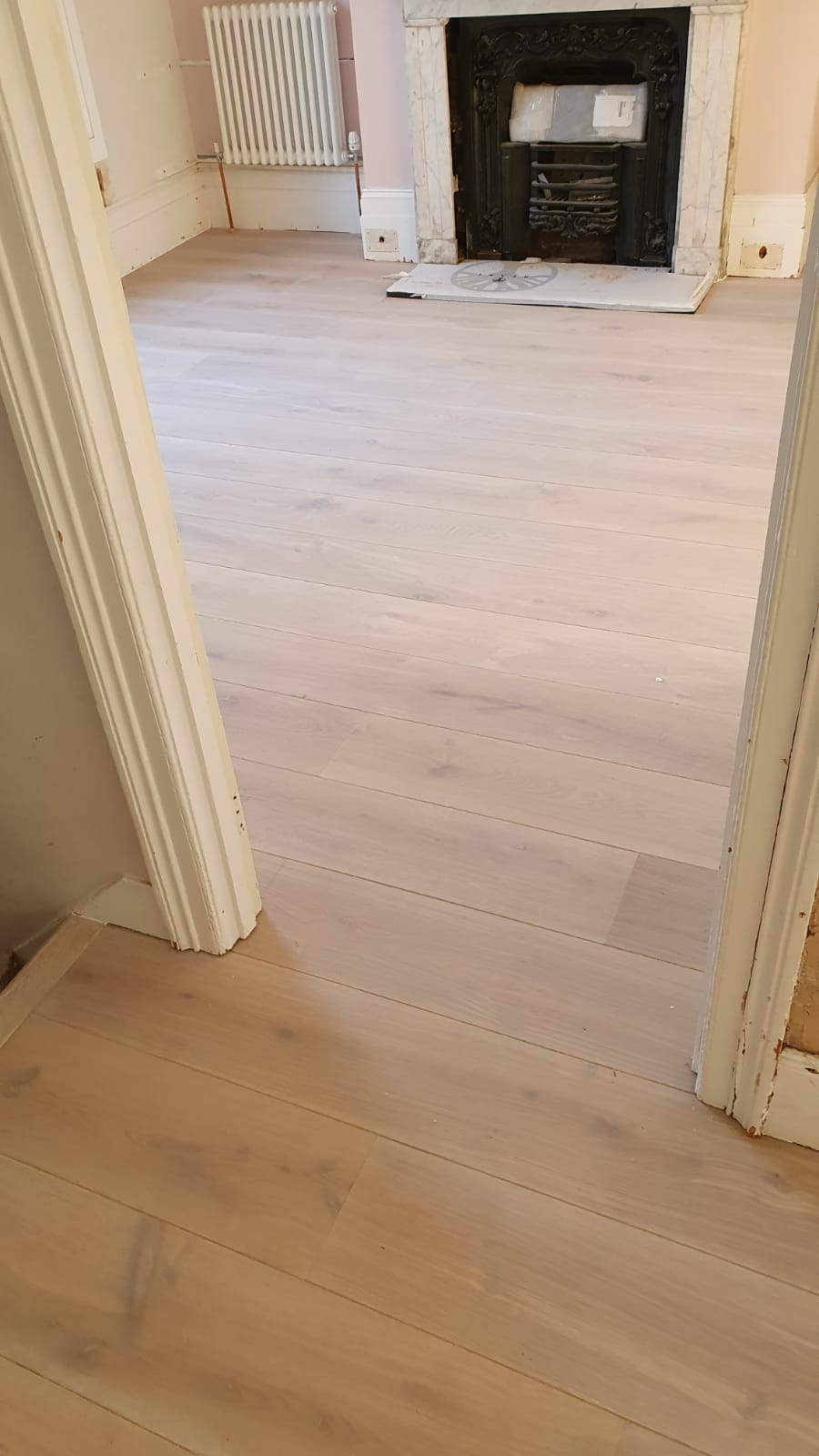 Staki Oak Brushed & White Oil In Paddington-0