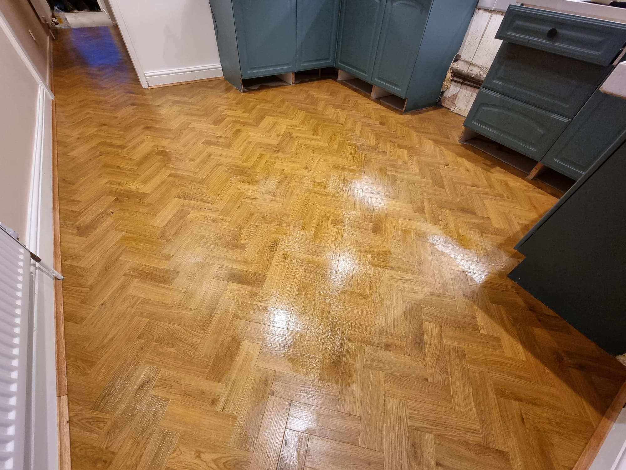 Amtico Spacia Traditional Oak installation in Earls Court-1