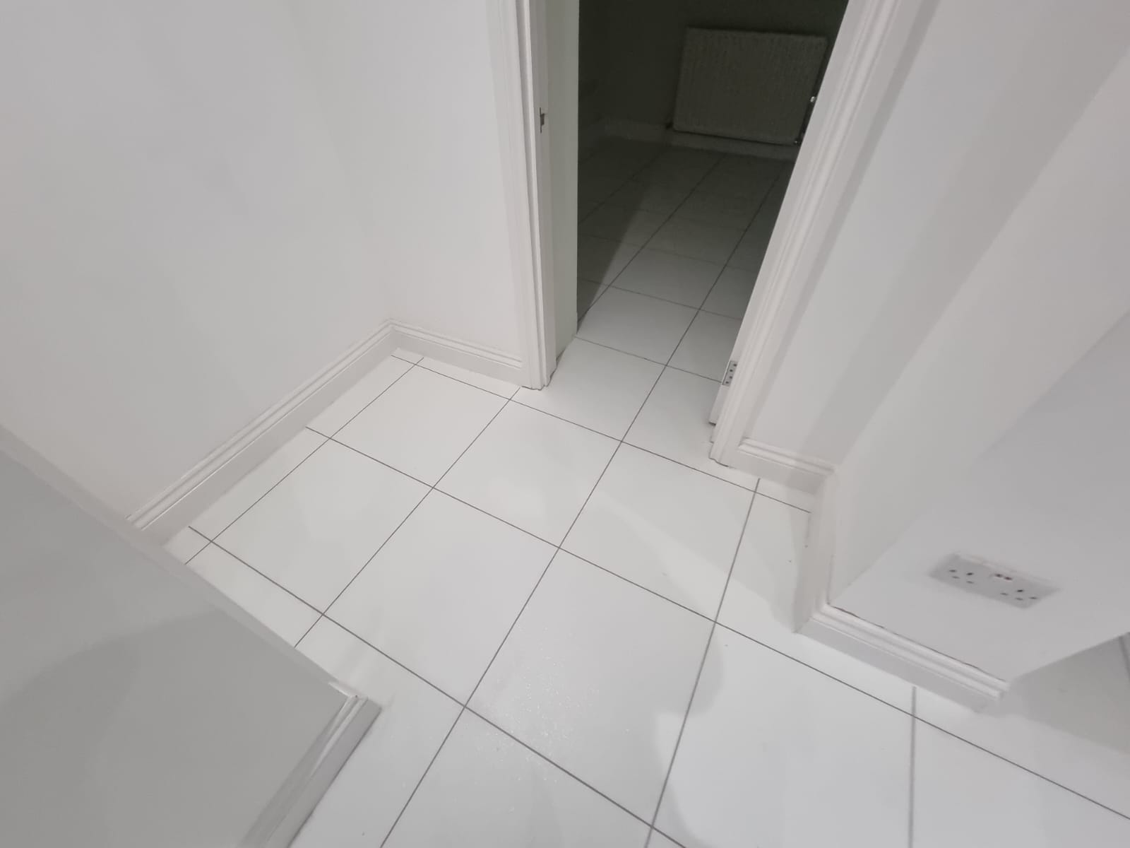 Amtico Signature Glint Orb installation in Pimlico-1