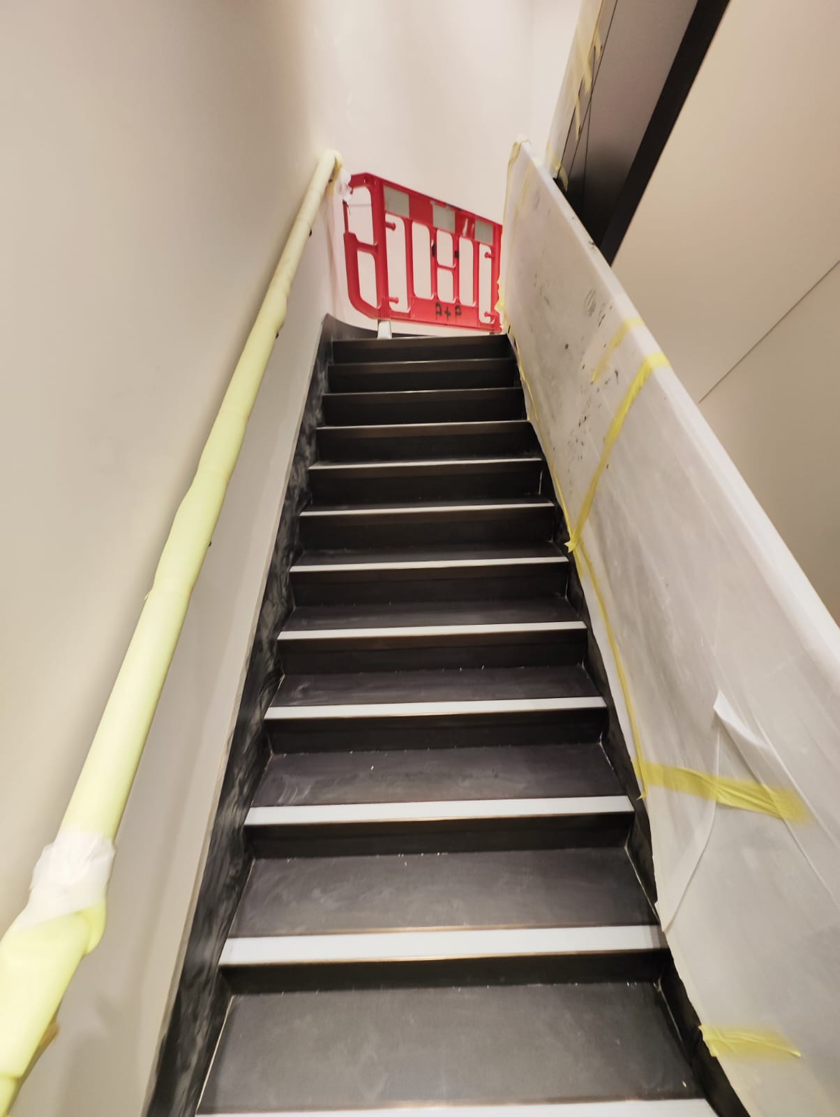 Marmoleum Concrete Cosmos installation Kings Cross-2