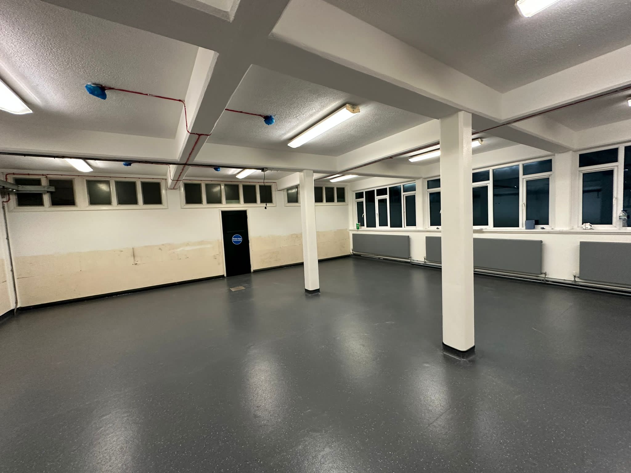 Polyflor Polysafe Verona Blackbird installation Balham-3