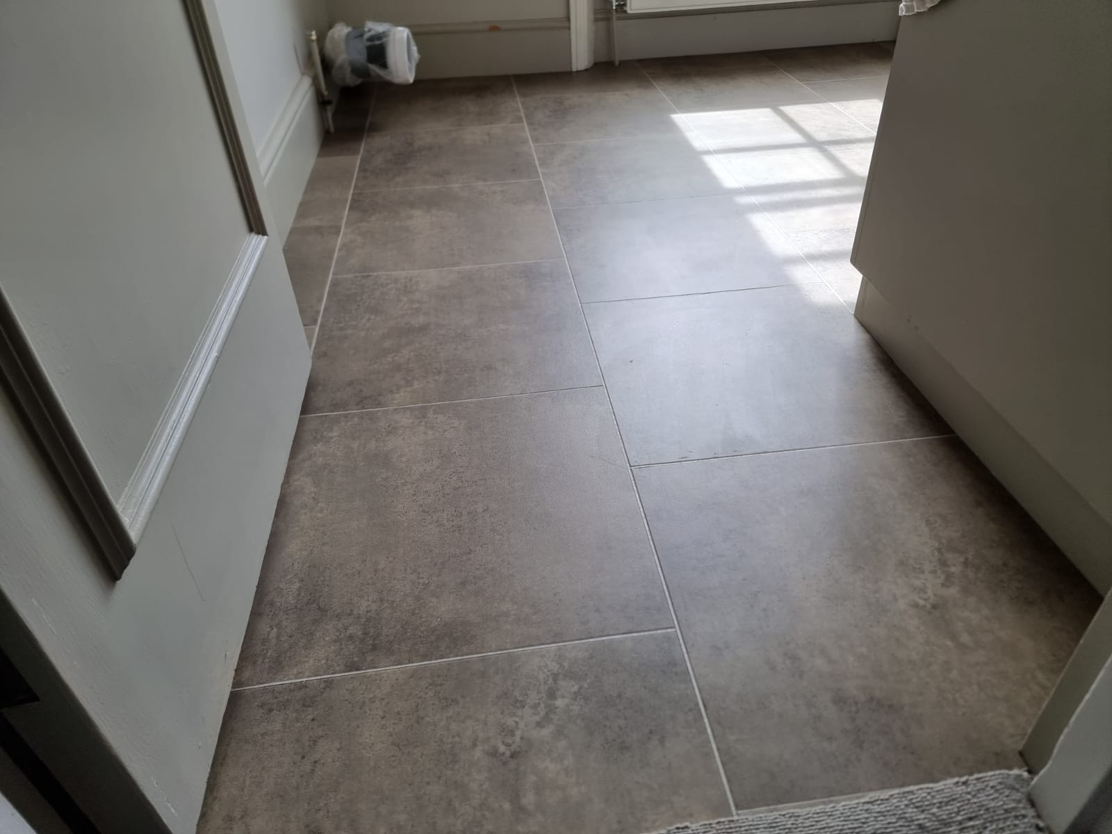 Amtico Signature Kura Fennell installation in Pimlico-1