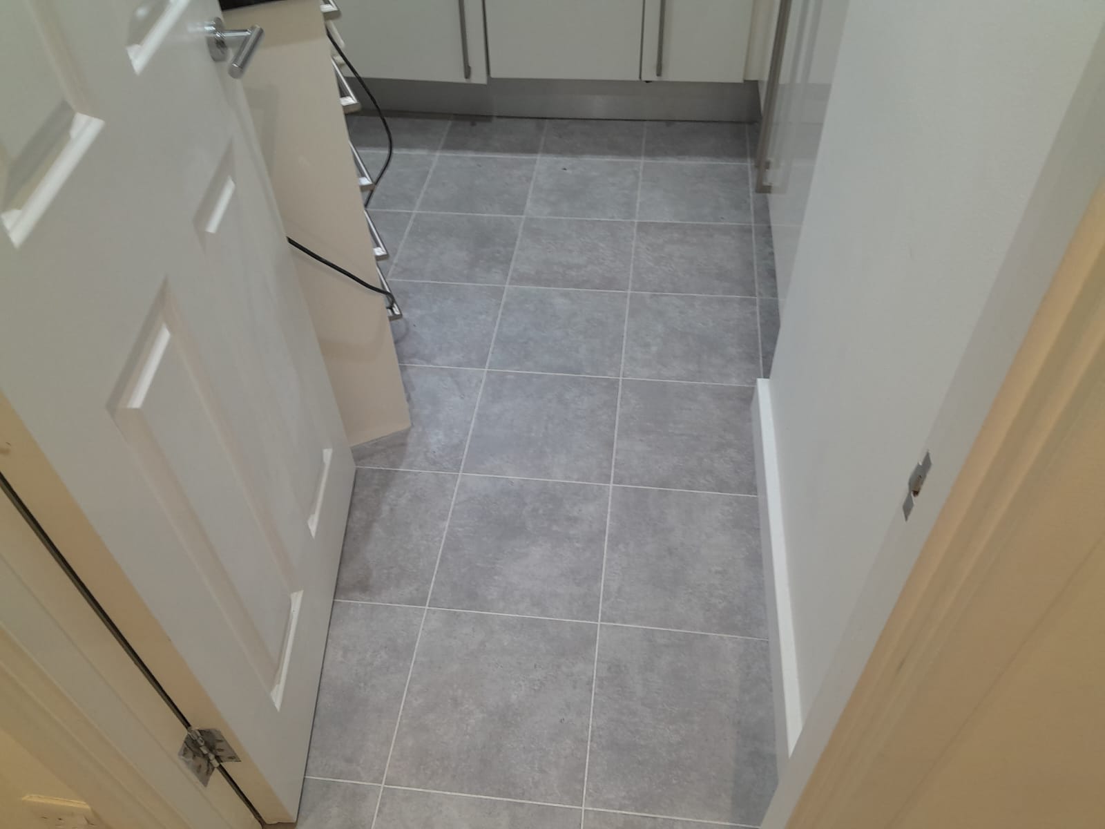 Amtico Spacia Gallery Concrete installation in Earls Court-0