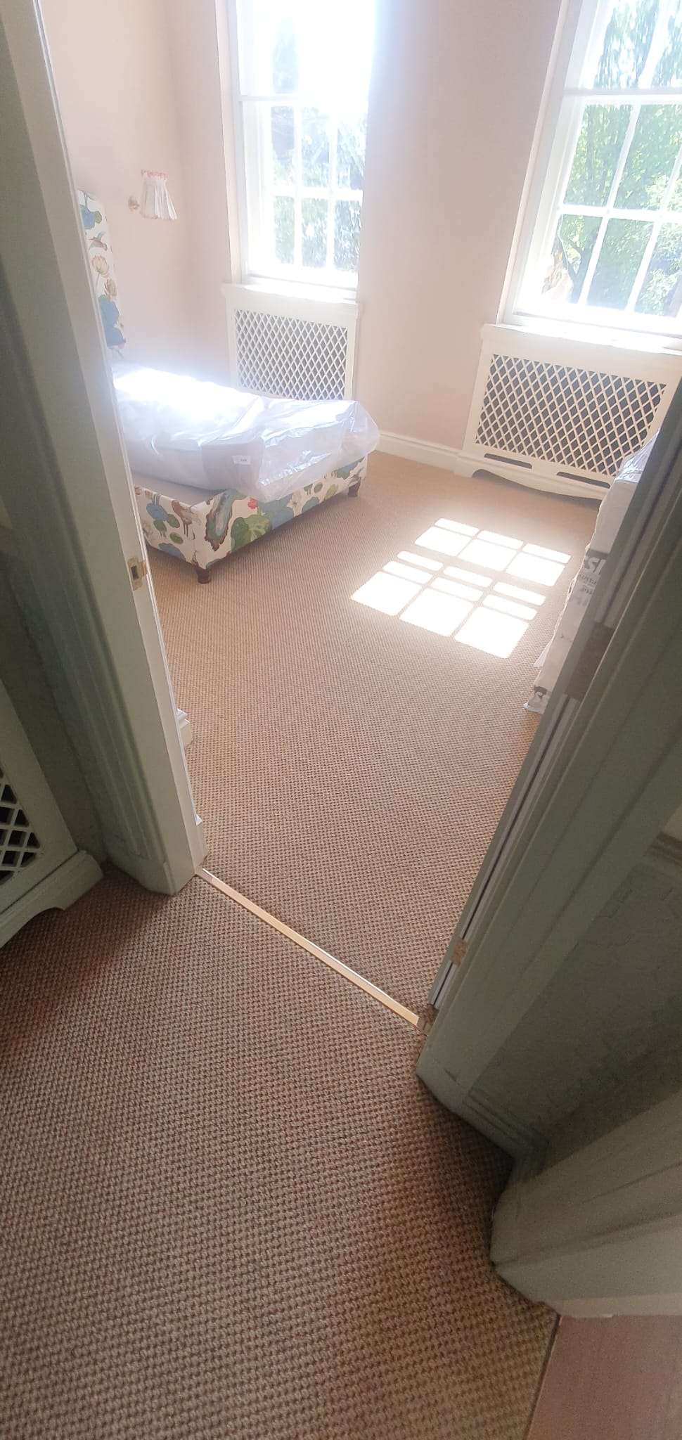 Kersaint Cobb Sisal Tigers Eye Bronze carpet installation in Islington-0