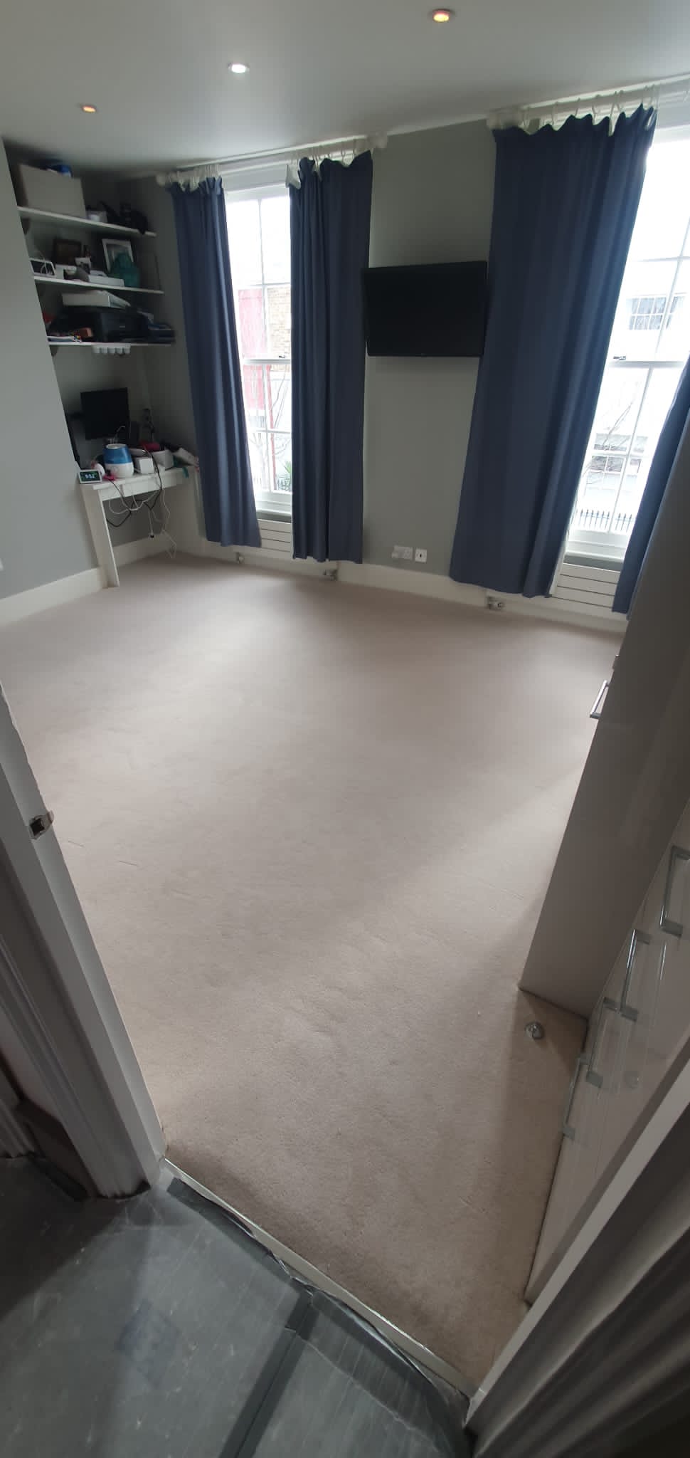 Westex Flooring Ultima Twist Major Parchment carpet installation in Battersea-2