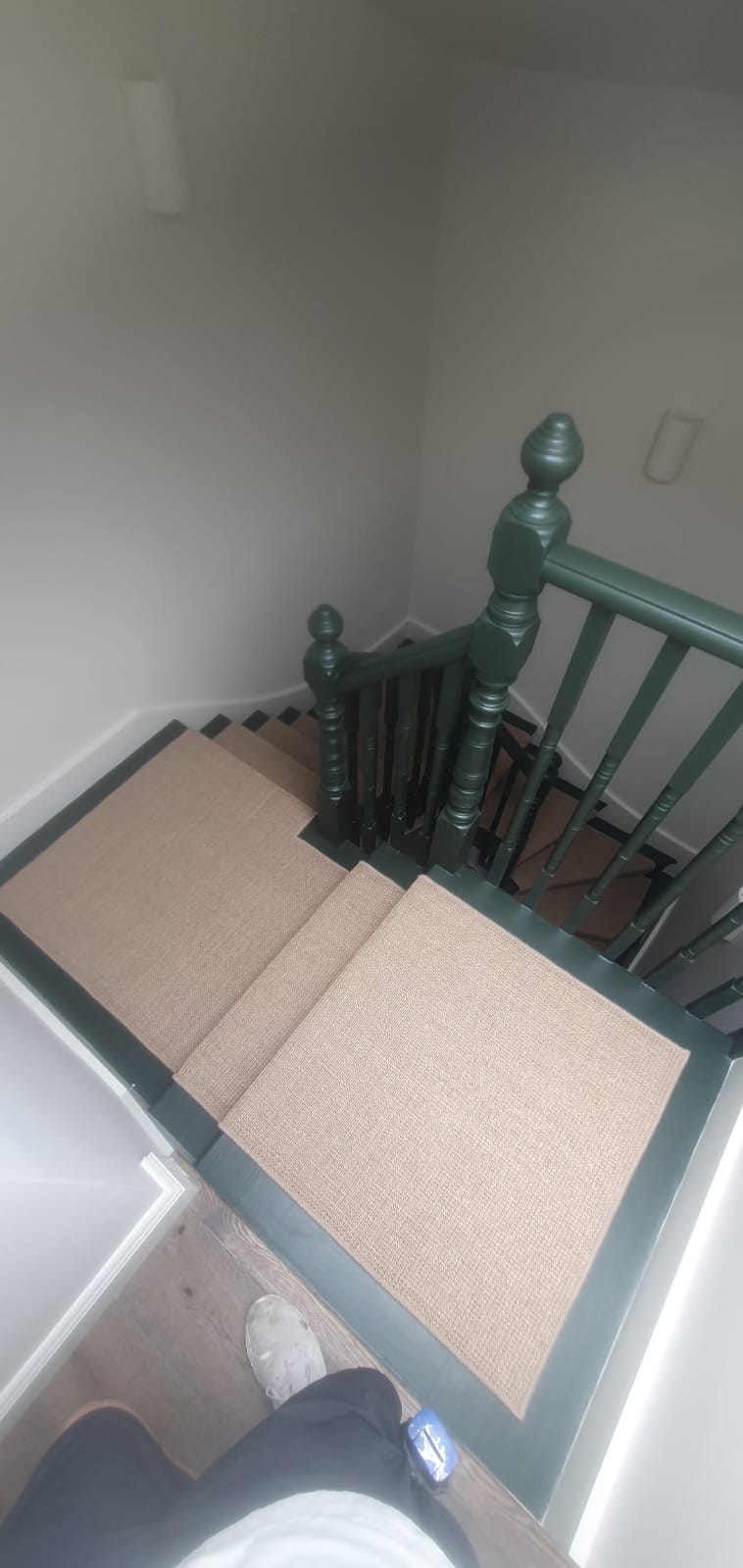 Crucial Trading Big Boucle Accents Antique Gold carpet installation in Belgravia-2