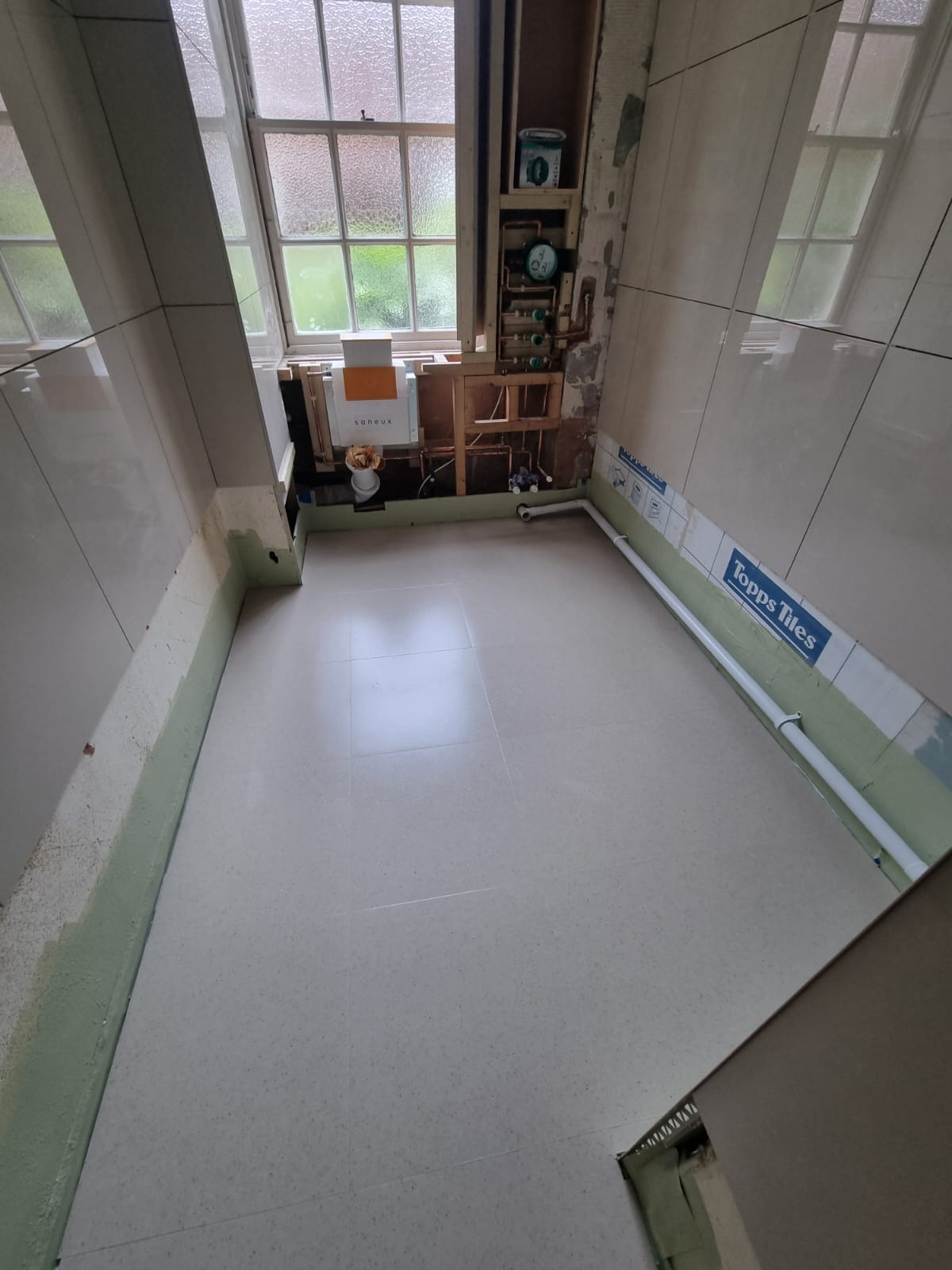 Amtico Signature Mica Mix Eggshell installation Docklands-1