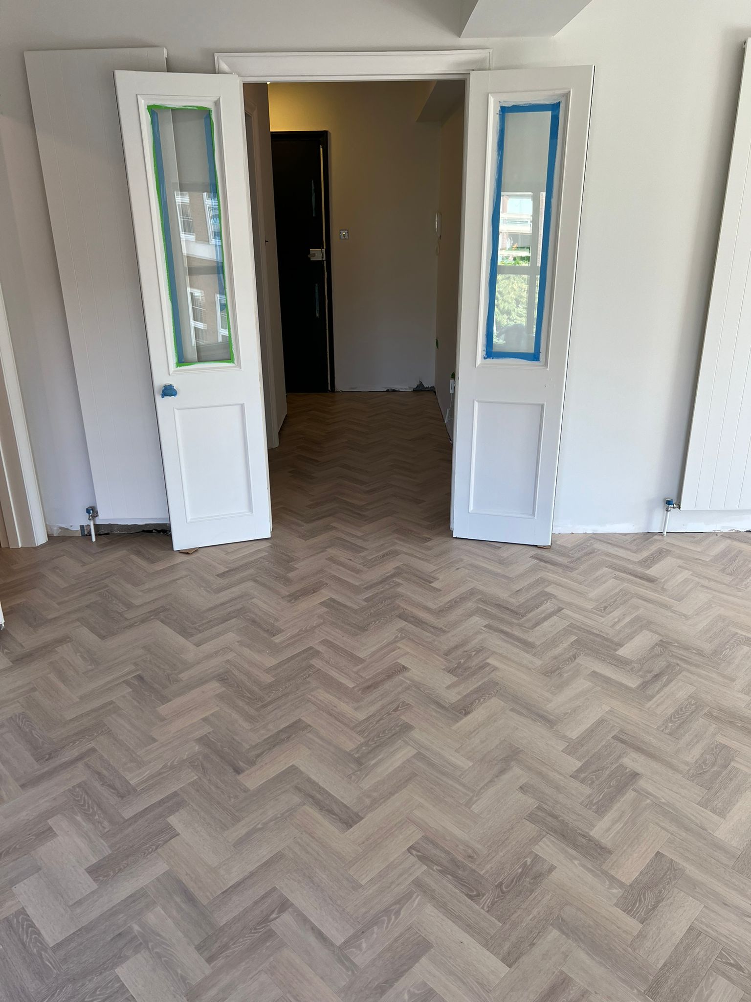 Amtico Spacia Powdered Oak installation in Ealing-2