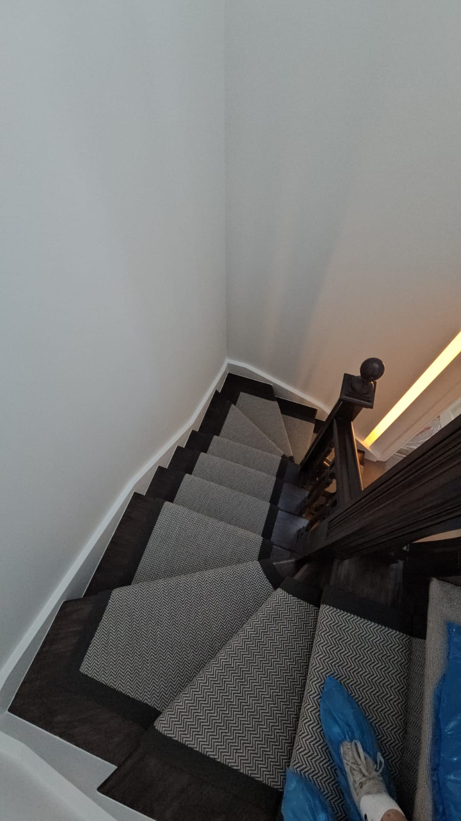 Alternative Flooring Anywhere Herringbone Ice carpet installation in Battersea-0