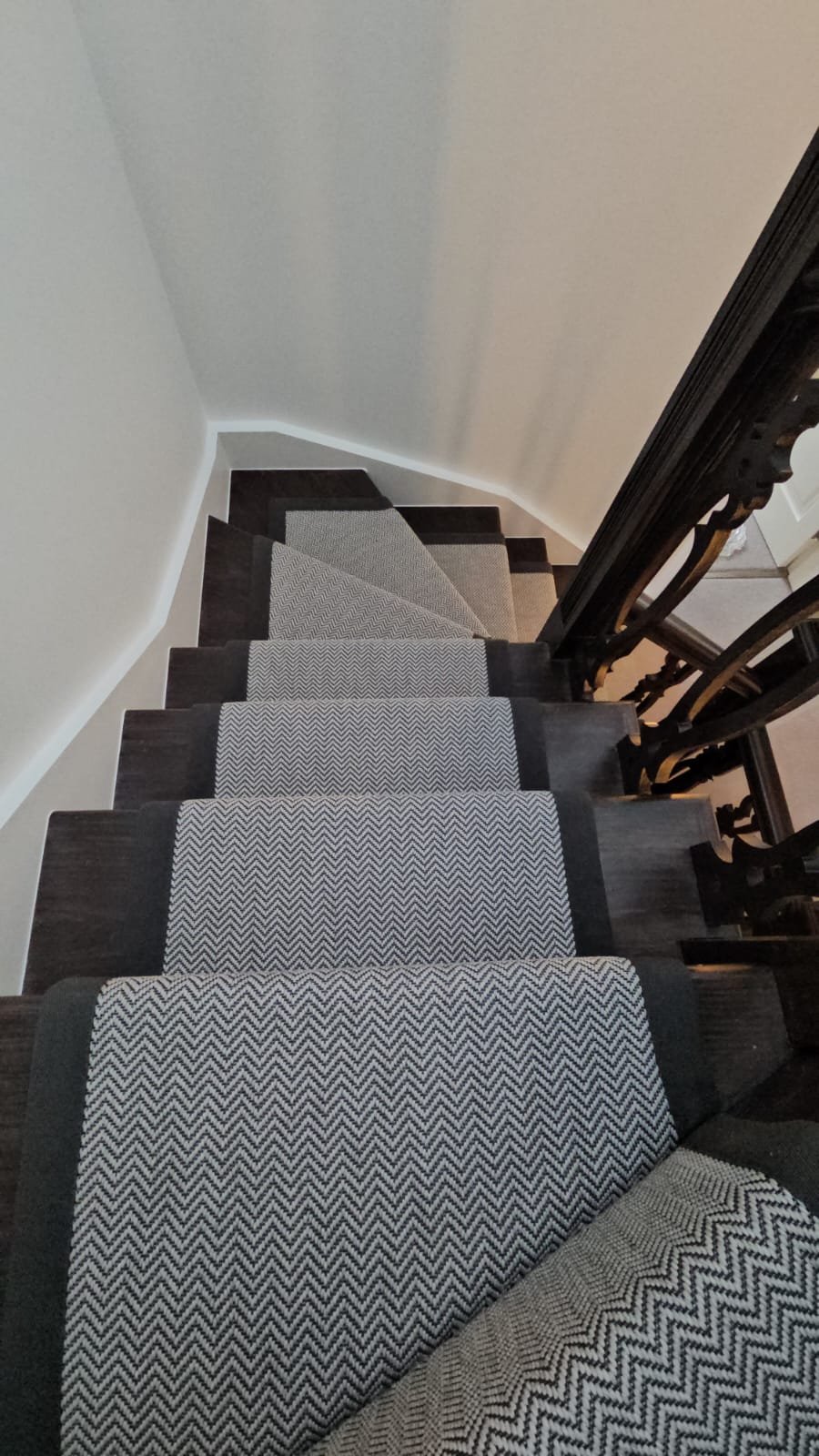 Alternative Flooring Anywhere Herringbone Ice carpet installation in Battersea-1