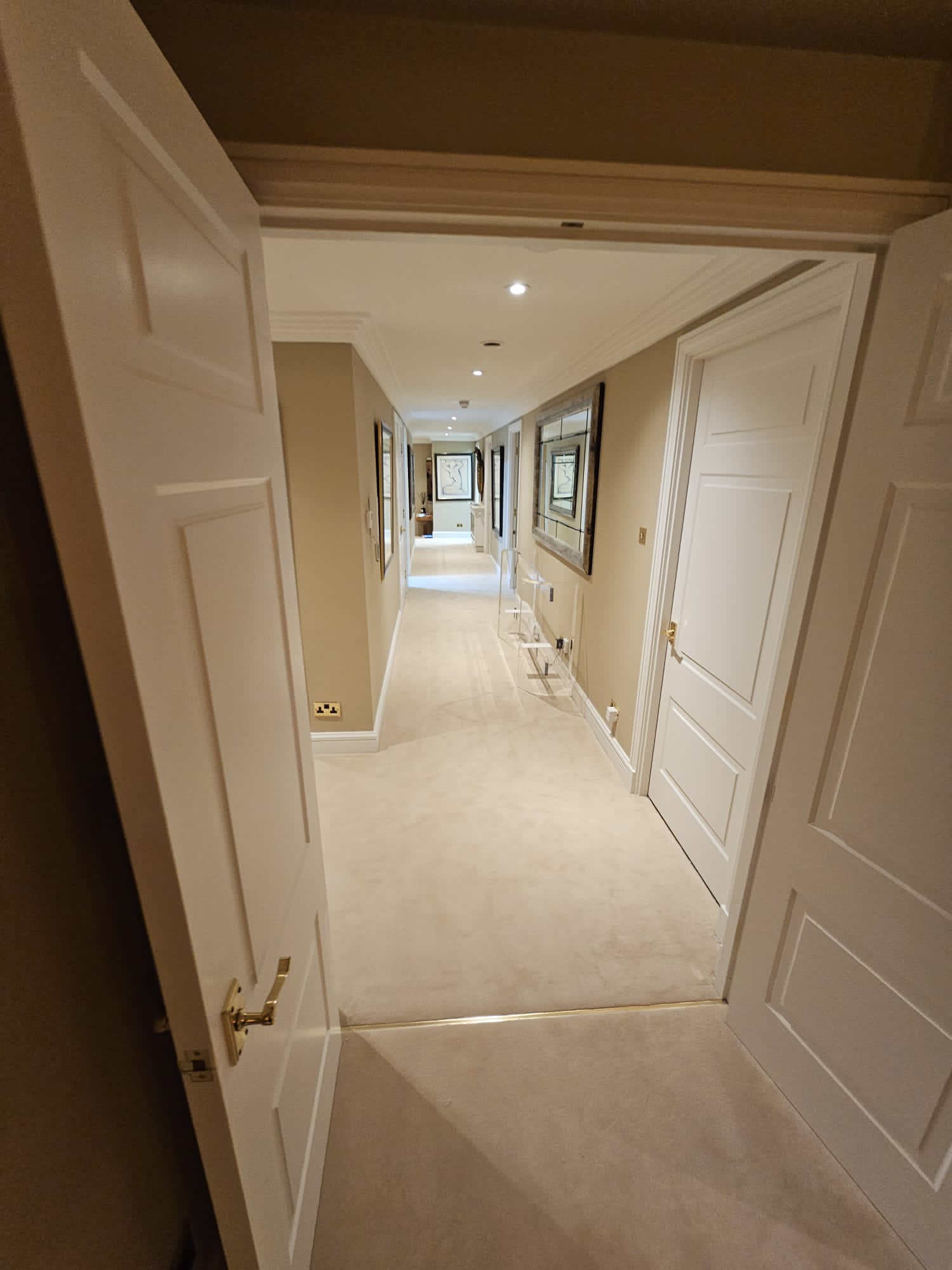 Westex Flooring Westend Velvet Prestige Vanilla carpet installation in Balham-1