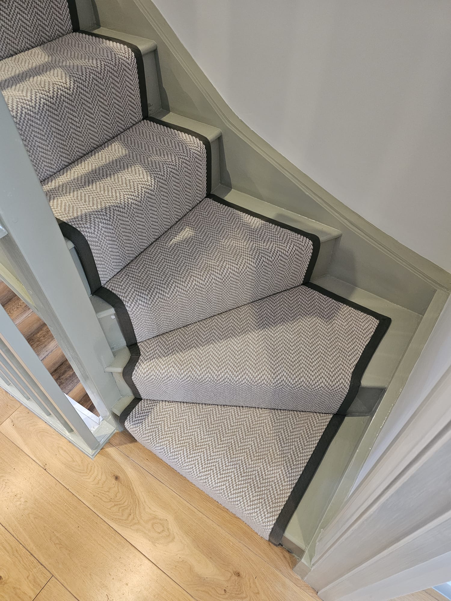 Fibre Carpets Flatweave Classics Herringbone Chalk installation in Marylebone-1