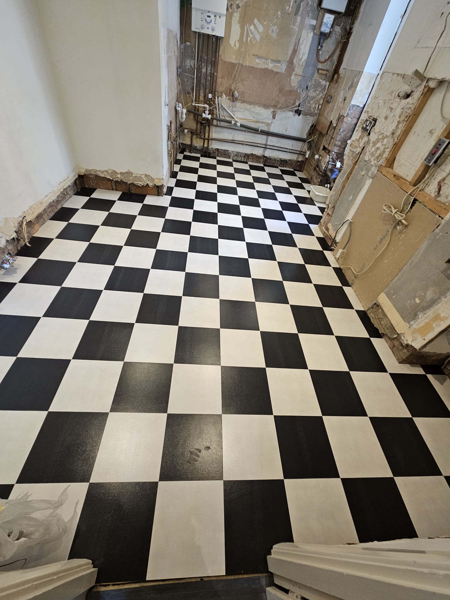 Amtico Signature Graphite Slate & Stucco Opaline installation in Hampstead-0