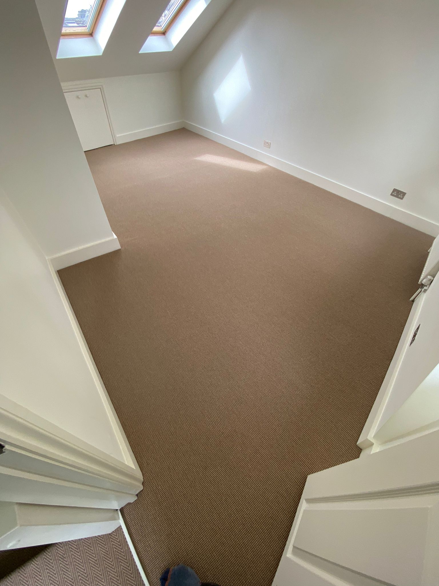 Fibre Carpets Easycare Boucle Cotswolds installation in Lambeth-1